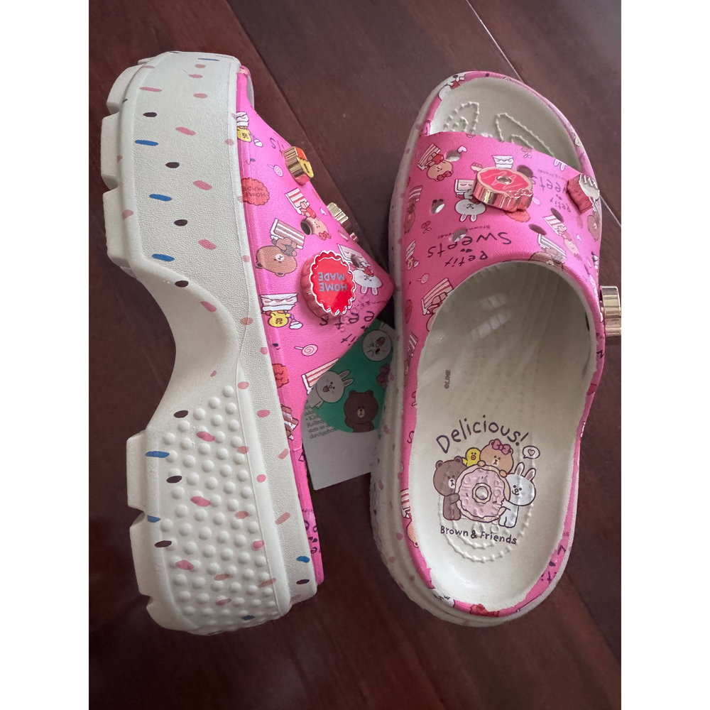 Crocs, User: None Crocs LINE FRIENDS STOMP SLIDE Bone Size M6/W8-M8/W10 in Pink
